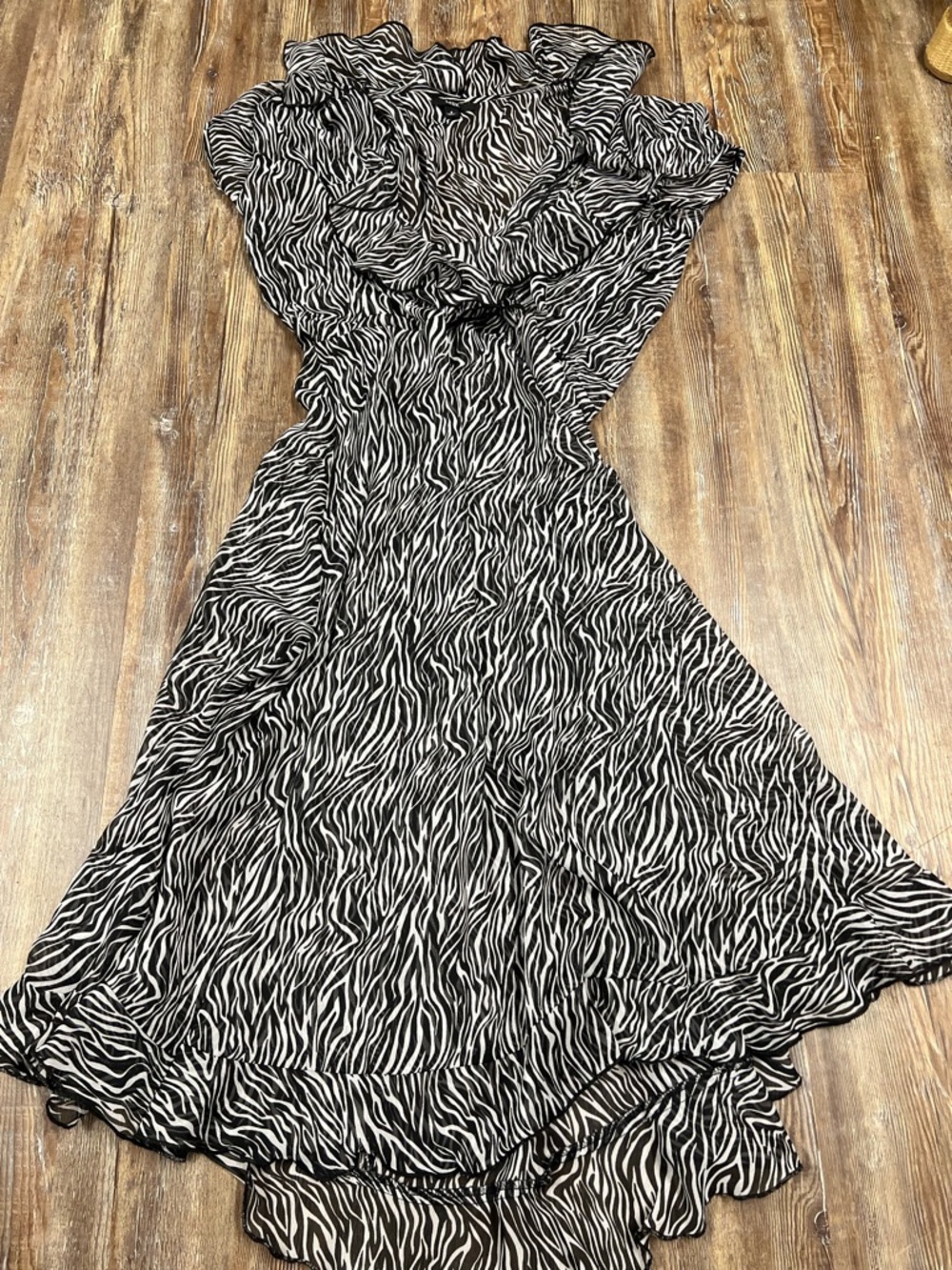 Y2K Black and white zebra print ruffle dress